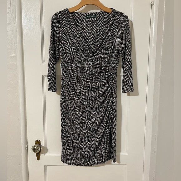 Lauren Ralph Lauren black white printed faux wrap jersey long sleeve dress - Picture 2 of 7